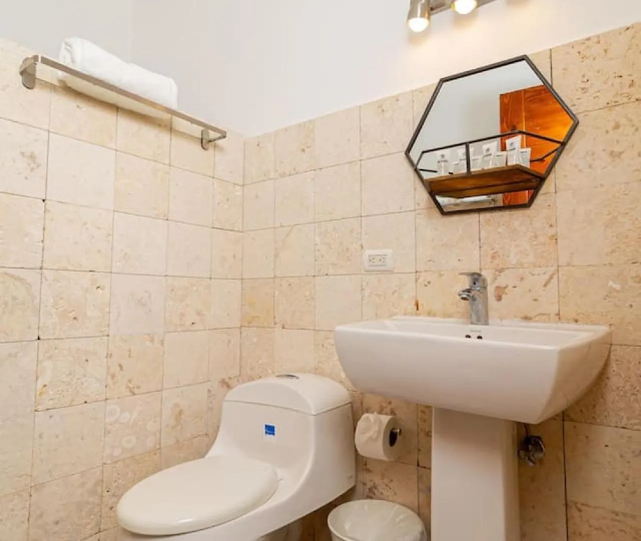 Coastal Luxury 2-Bed W Pool Access In Bayahibe Apartment