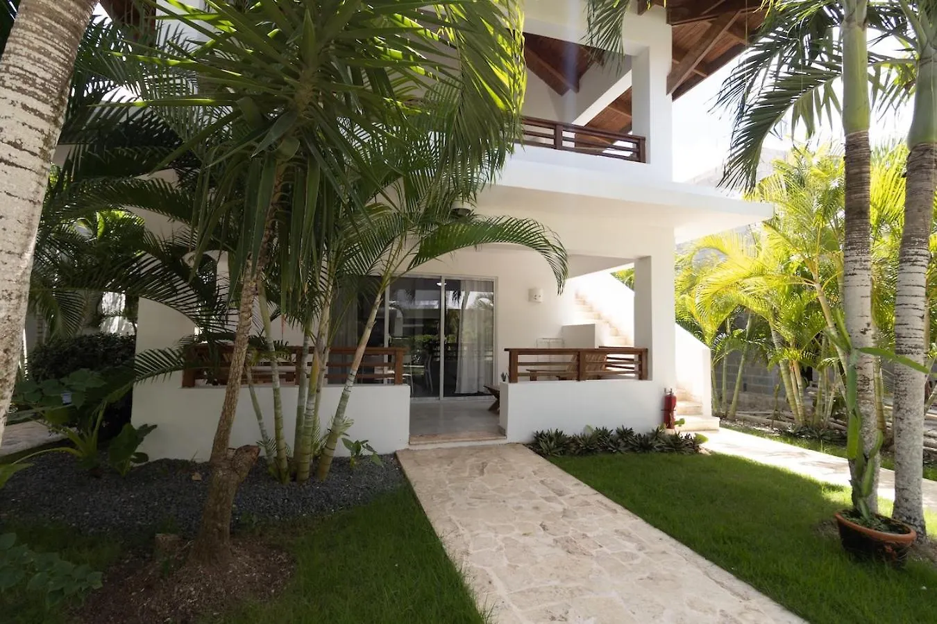 Coastal Luxury 2-Bed W Pool Access In Bayahibe Apartment